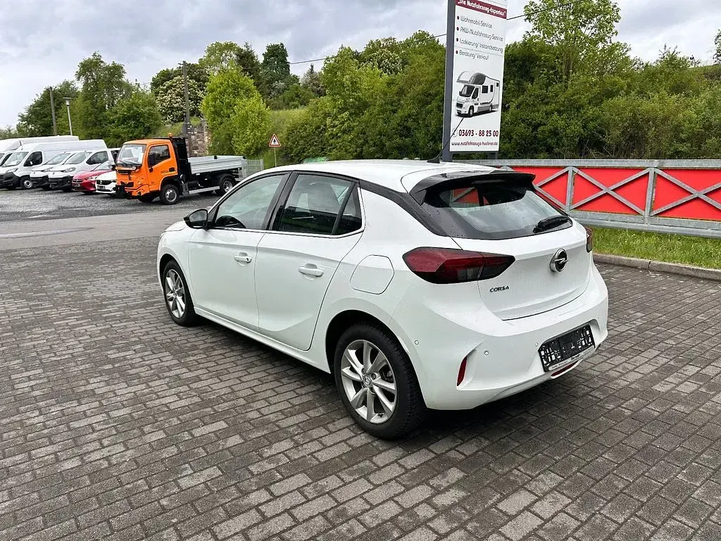 Gebraucht Opel Corsa Elegance 101 PS (74 kW) 2023 Weiß Kleinwagen