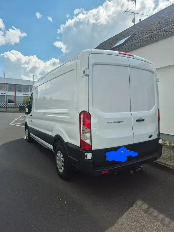 Gebraucht Ford Transit Custom 131 PS (96 kW) 2022 Weiß Limousine