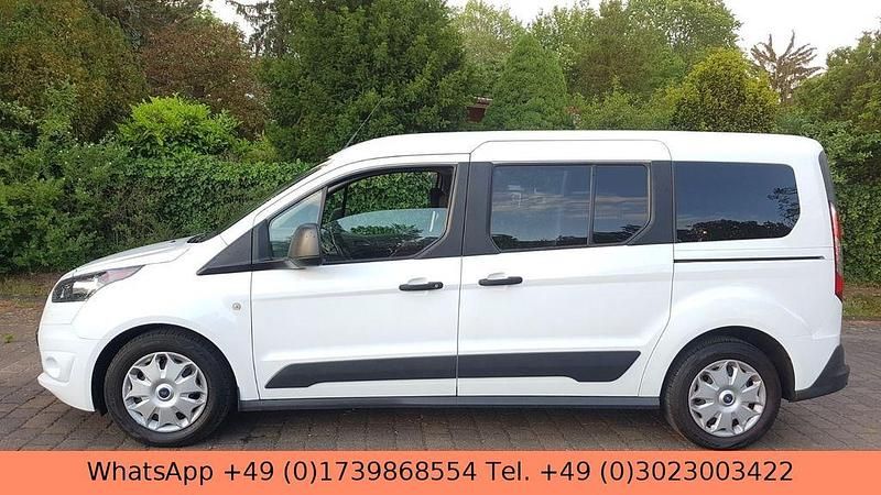 Gebraucht Ford Tourneo 120 PS (88 kW) 2017 Weiß Van / Kleinbus