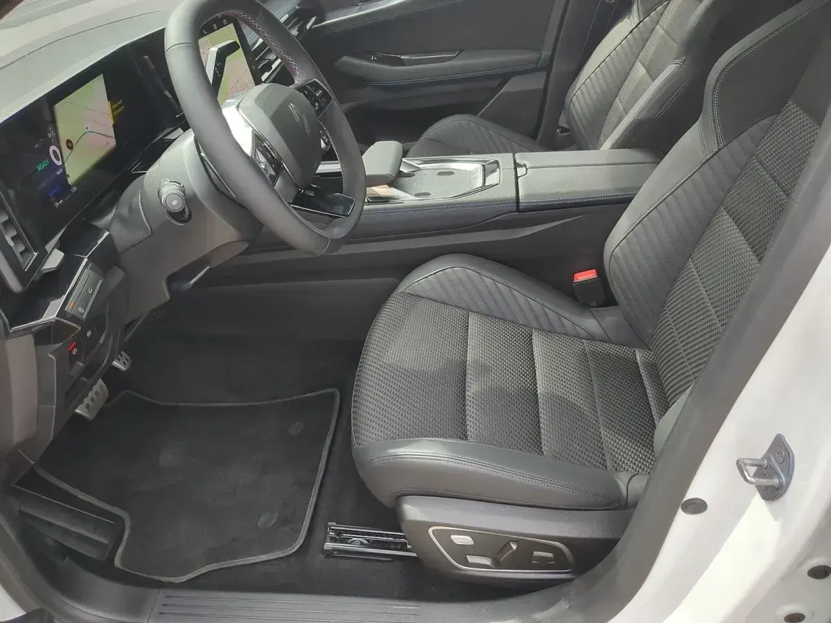 Gebraucht Renault Austral Esprit Alpine 200 PS (147 kW) 2025 Weiß (perlmuttweiß + blackpearlsch) SUV
