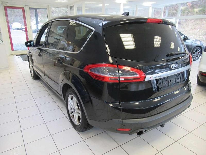 Gebraucht Ford S-MAX Titanium 200 PS (147 kW) 2012 Pantherschwarz Van / Kleinbus