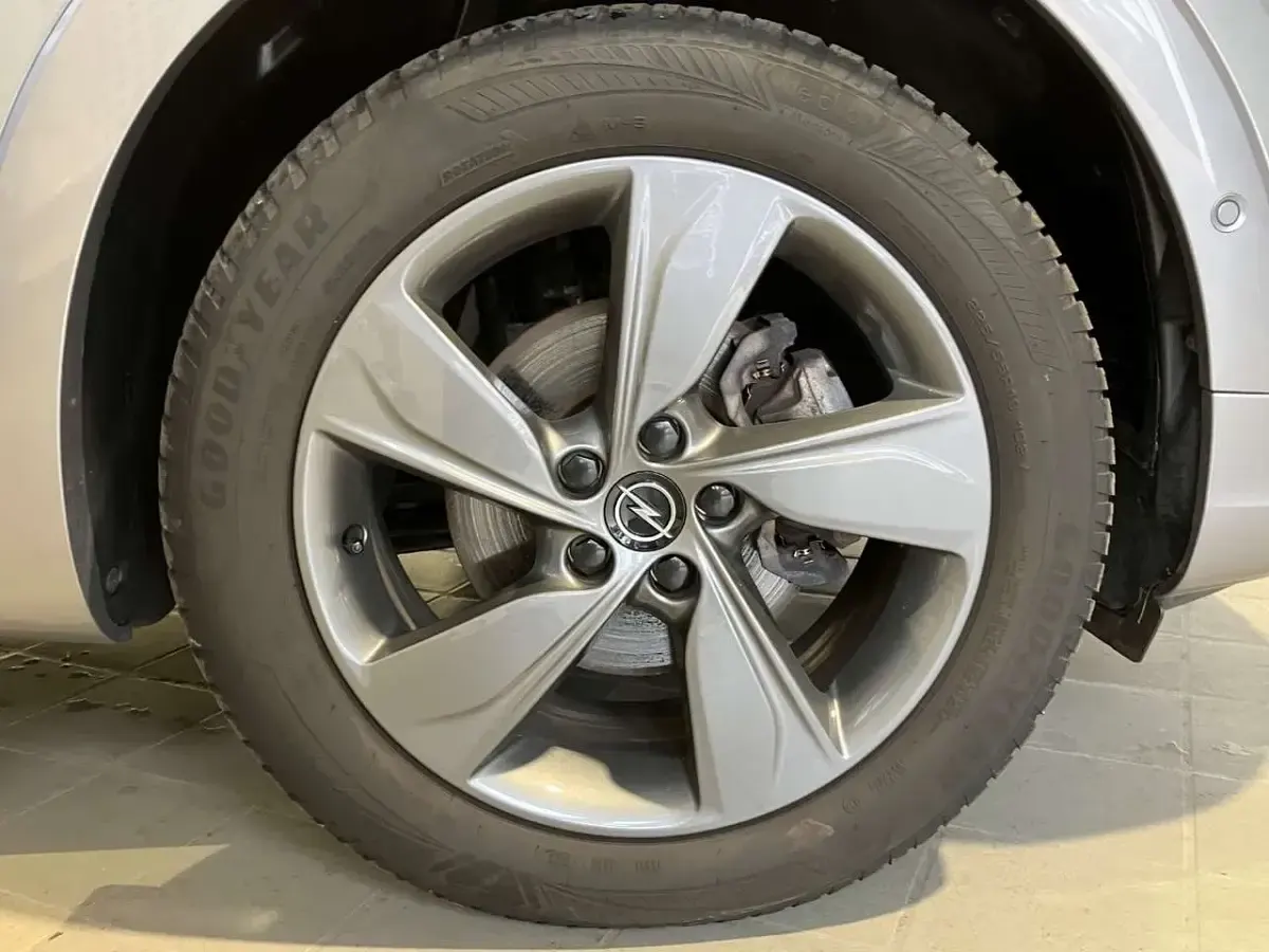 Gebraucht Opel Grandland X Elegance 131 PS (96 kW) 2023 Grau SUV