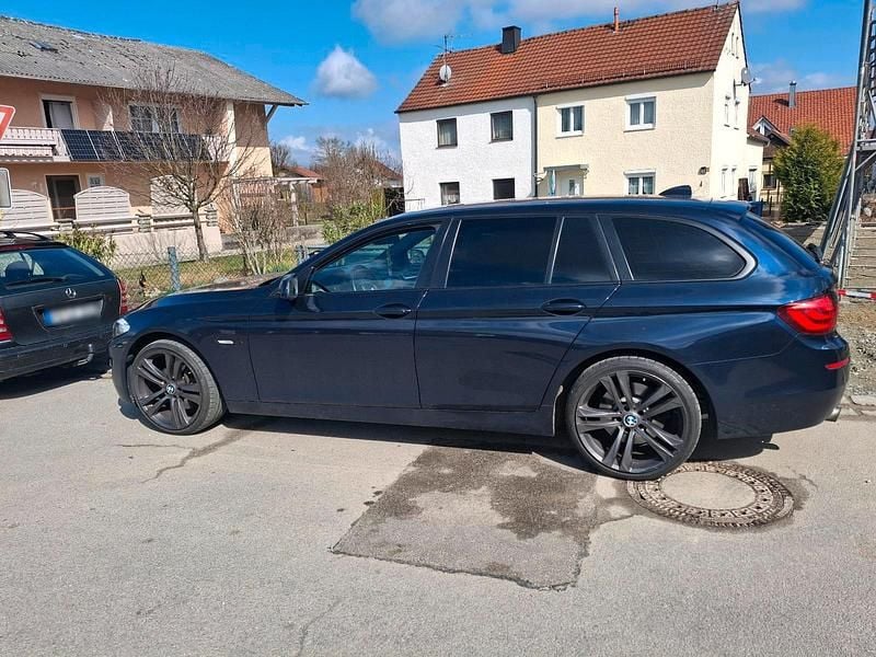 Second-hand BMW 535 306 CP (225 kW) 2012 Albastru Break