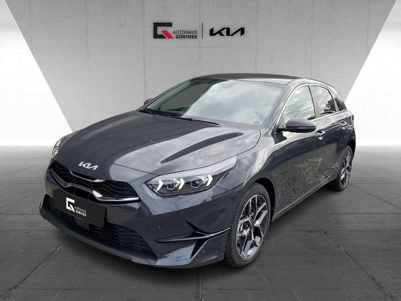 (h8g) dark penta metal m Neu 2025 Kia Ceed 4 Limousine | 27.390 € (Fairer Preis) - Bild 1/4