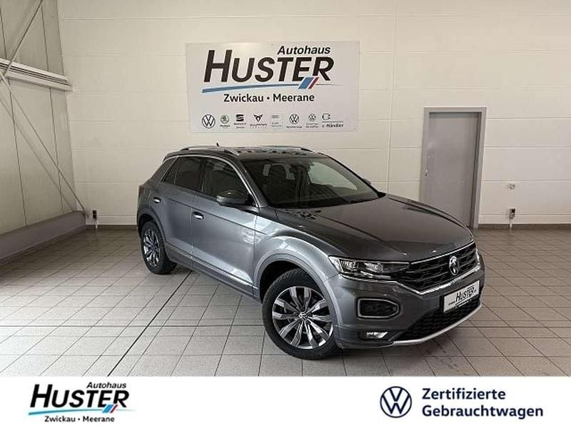 Indiumgrau metallic 6779 (metallic) Gebraucht 2021 VW T-Roc Sportline SUV | 19.999 € (Fairer Preis) - Bild 1/4