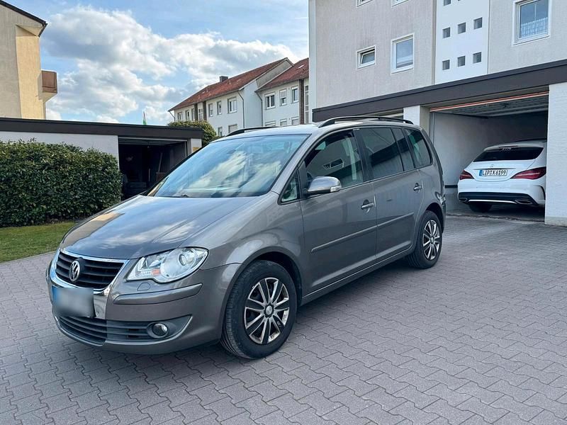 Gebraucht VW Touran 105 PS (77 kW) 2007 Grau Van / Kleinbus