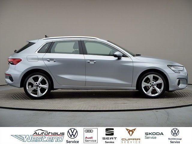 Gebraucht Audi A3 Advanced Plus 150 PS (110 kW) 2022 Florettsilber Limousine