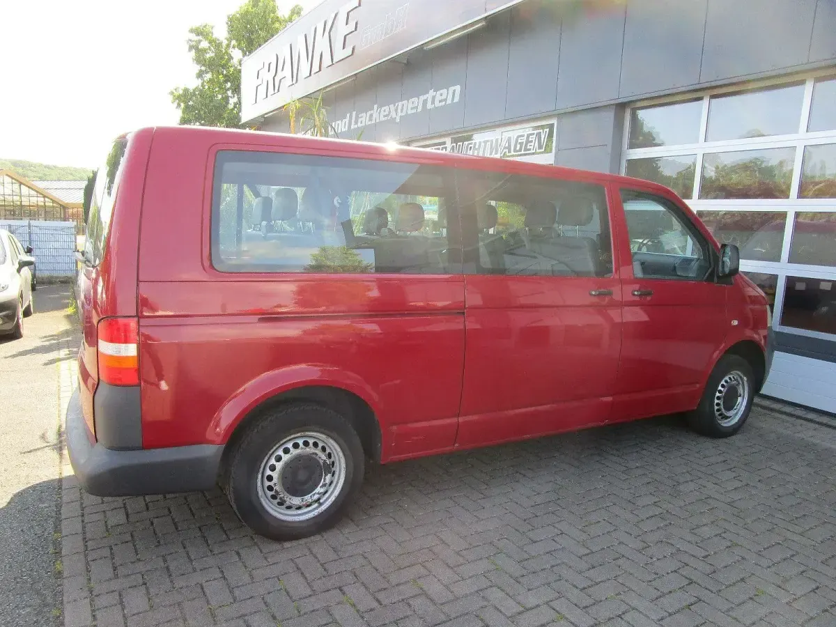 Gebraucht VW Transporter 102 PS (75 kW) 2008 Rot Van