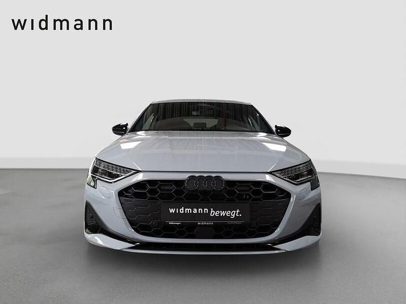 Gebraucht Audi A3 Advanced 150 PS (110 kW) 2025 Pfeilgrau perleffekt Limousine