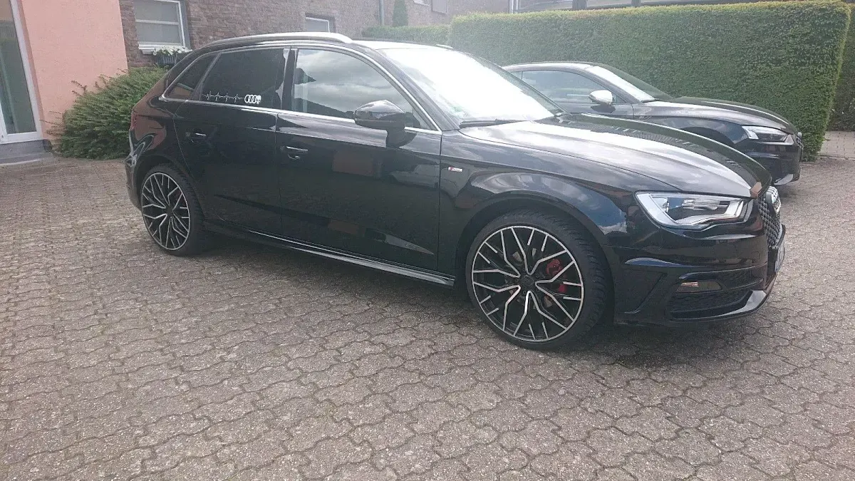 Gebraucht Audi A3 S-Line 110 PS (80 kW) 2015 Schwarz Limousine