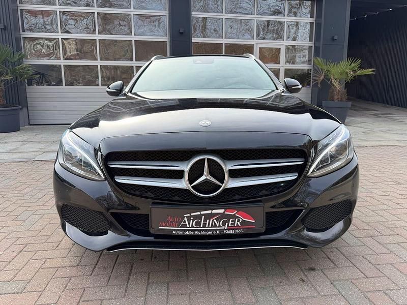 Gebraucht Mercedes C220 170 PS (125 kW) 2015 Schwarz Kombi