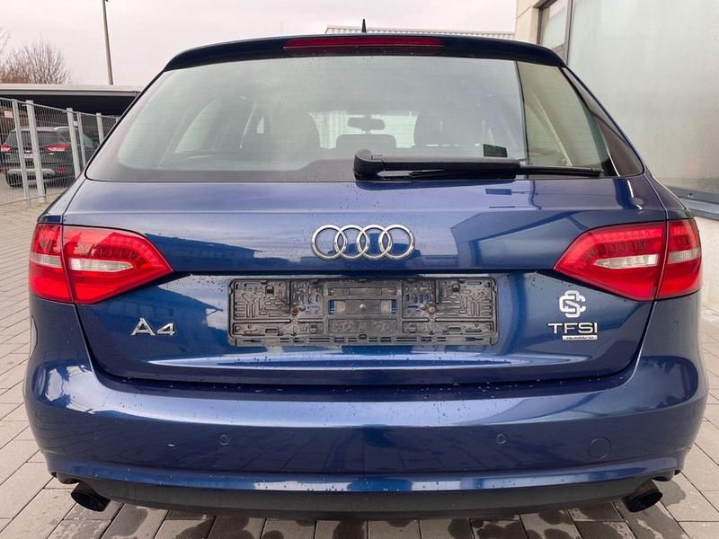 Gebraucht Audi A4 Sport 211 PS (155 kW) 2013 Blau Kombi