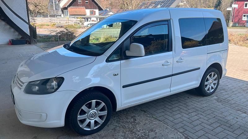 Gebraucht VW Caddy 98 PS (72 kW) 2014 Weiß Van / Kleinbus