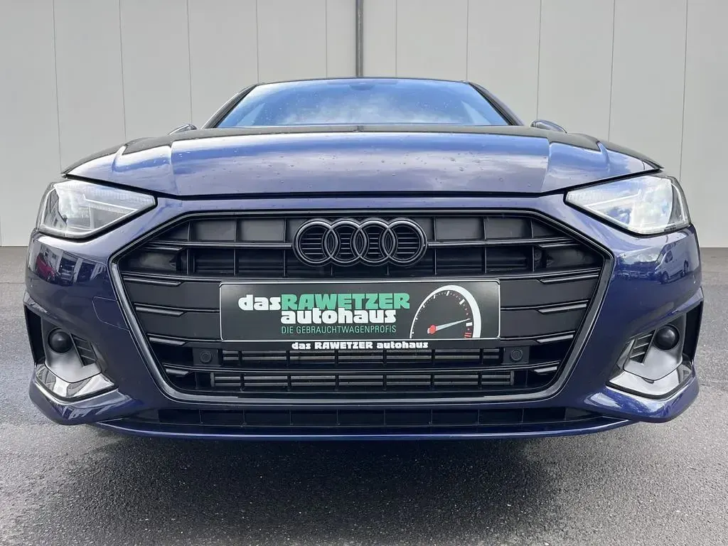 Gebraucht Audi A4 Advanced 150 PS (110 kW) 2022 Navarrablau Limousine