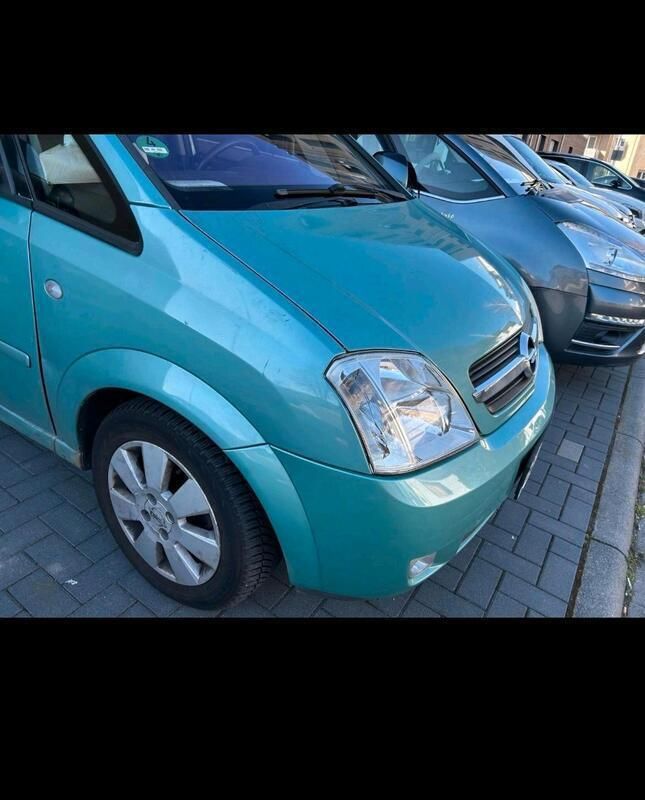 Grün Gebraucht 2005 Opel Meriva Van / Kleinbus | 3.000 € (Fairer Preis) - Bild 1/4