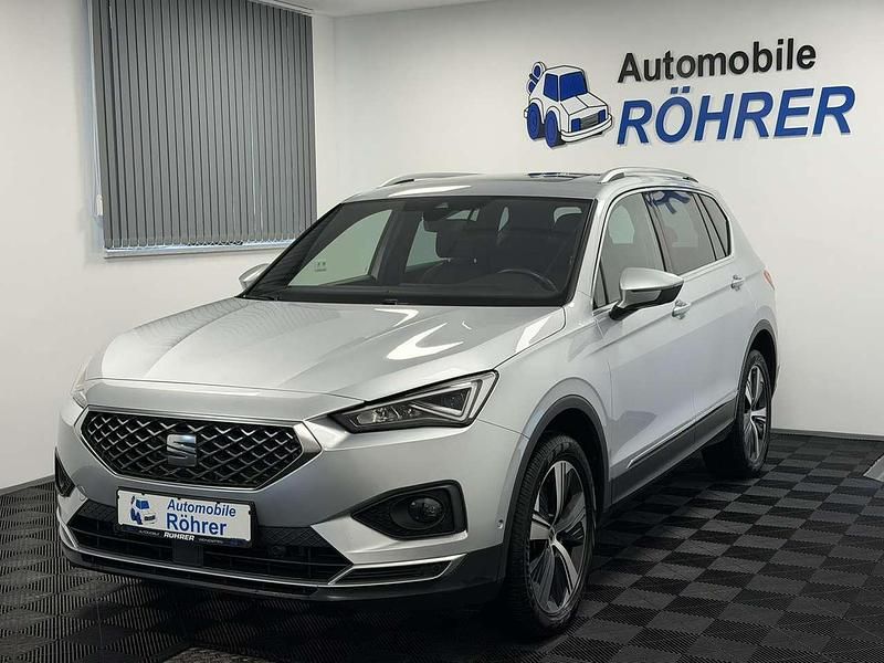 Reflexsilber Gebraucht 2023 Seat Tarraco 4Drive SUV | 32.990 € (Superpreis) - Bild 1/4