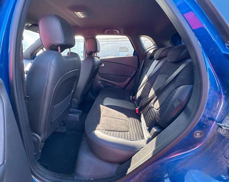 Gebraucht Renault Captur Intens 150 PS (110 kW) 2019 Blau SUV