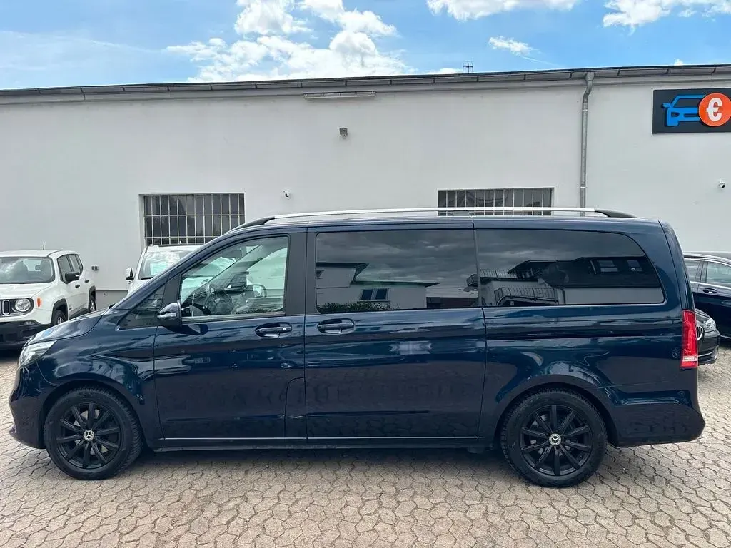 Gebraucht Mercedes V300 Edition 239 PS (175 kW) 2020 Blau Van / Kleinbus