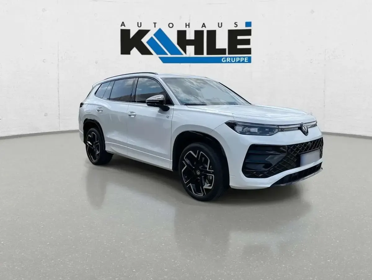 Gebraucht VW Tayron R-line 193 PS (141 kW) 2025 Weiß SUV