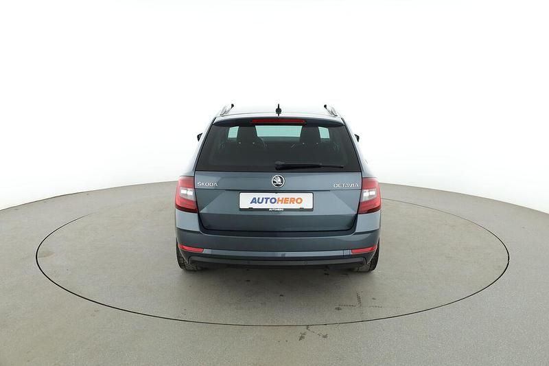 Gebraucht Skoda Octavia Style 150 PS (110 kW) 2019 Grau Kombi