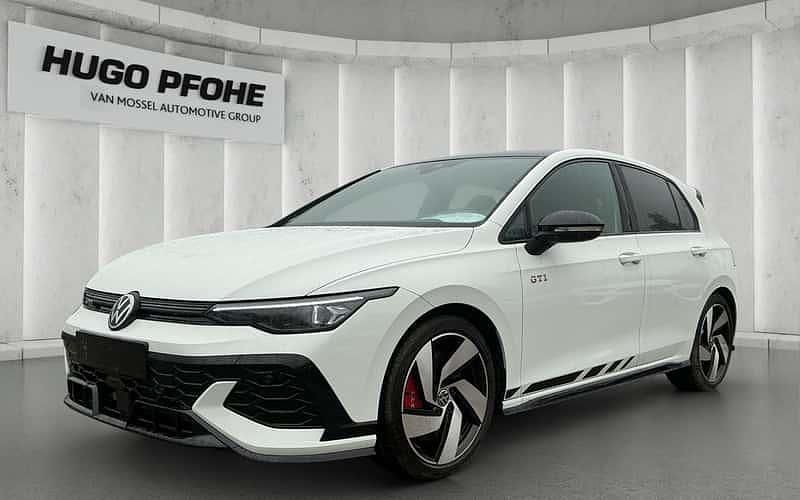 Weiß Gebraucht 2025 VW Golf VIII GTI Clubsport Limousine | 43.950 € - Bild 1/4
