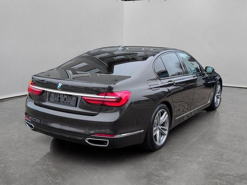 Gebraucht BMW 730 Performance 265 PS (194 kW) 2016 Limousine