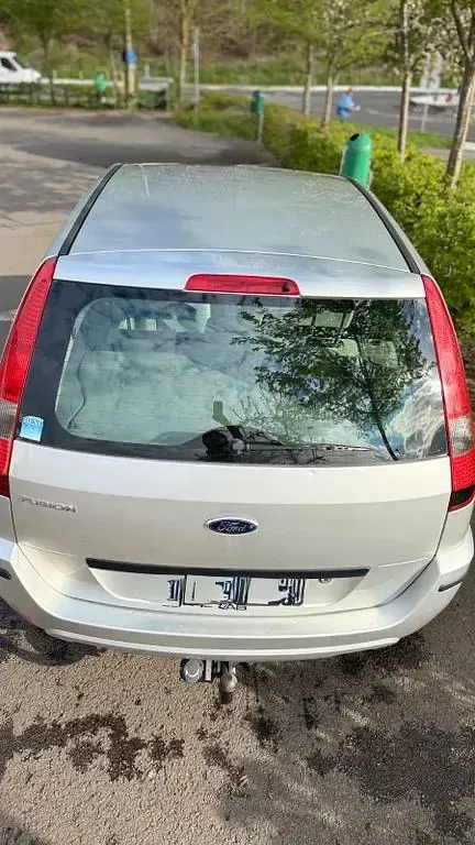 Gebraucht Ford Fusion 101 PS (74 kW) 2003 Silber Kleinwagen