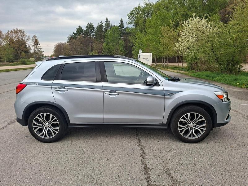 Gebraucht Mitsubishi ASX 117 PS (86 kW) 2017 Grau SUV