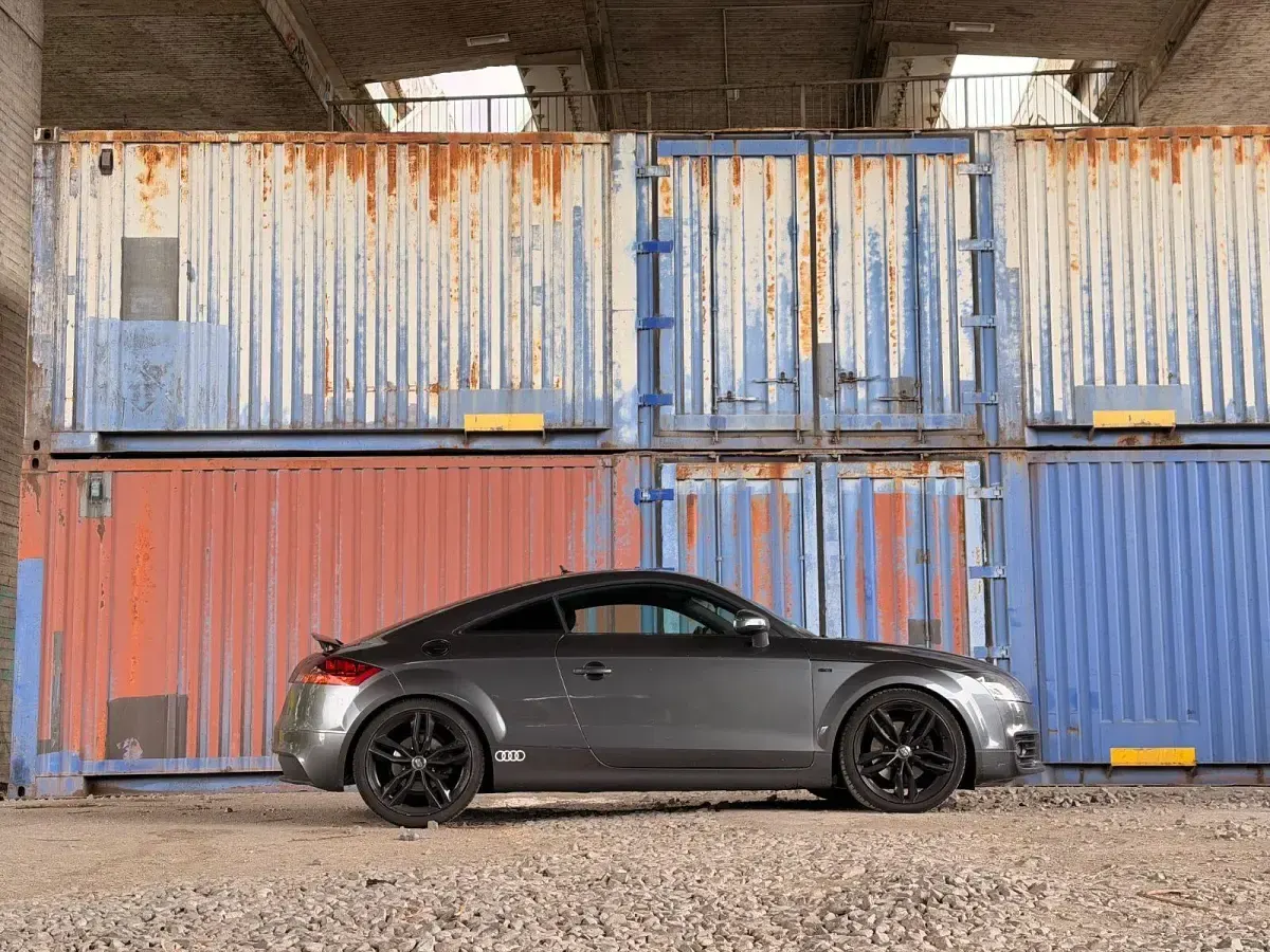 Gebraucht Audi TT Sport 160 PS (117 kW) 2013 Grau Coupé