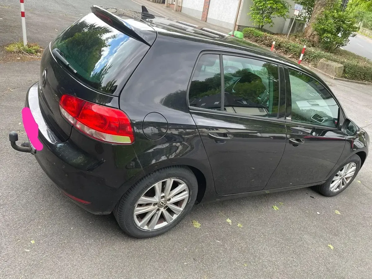Używany VW Golf Style 105 KM (77 kW) 2012 Czarny Coupe