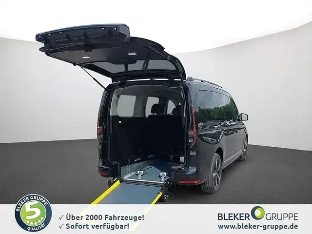 Usata VW Caddy Maxi Style 122 CV (89 kW) 2024 Nero Monovolume