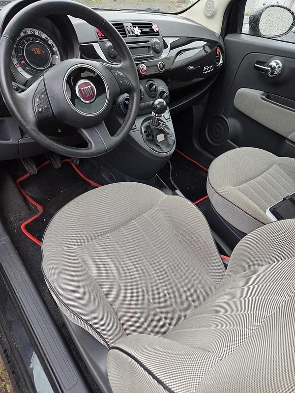 Gebraucht Fiat 500 Lounge 69 PS (50 kW) 2012 Schwarz Kleinwagen