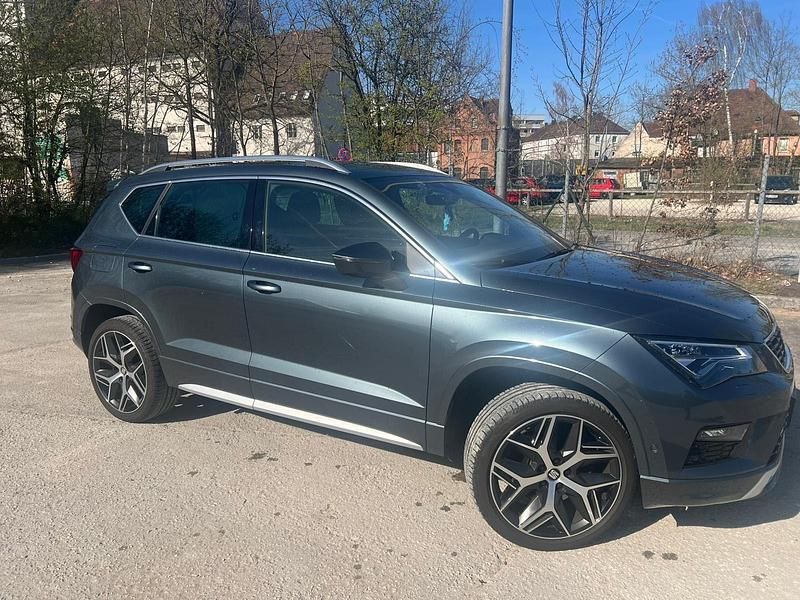 Gebraucht Seat Ateca FR 150 PS (110 kW) 2019 Grau SUV