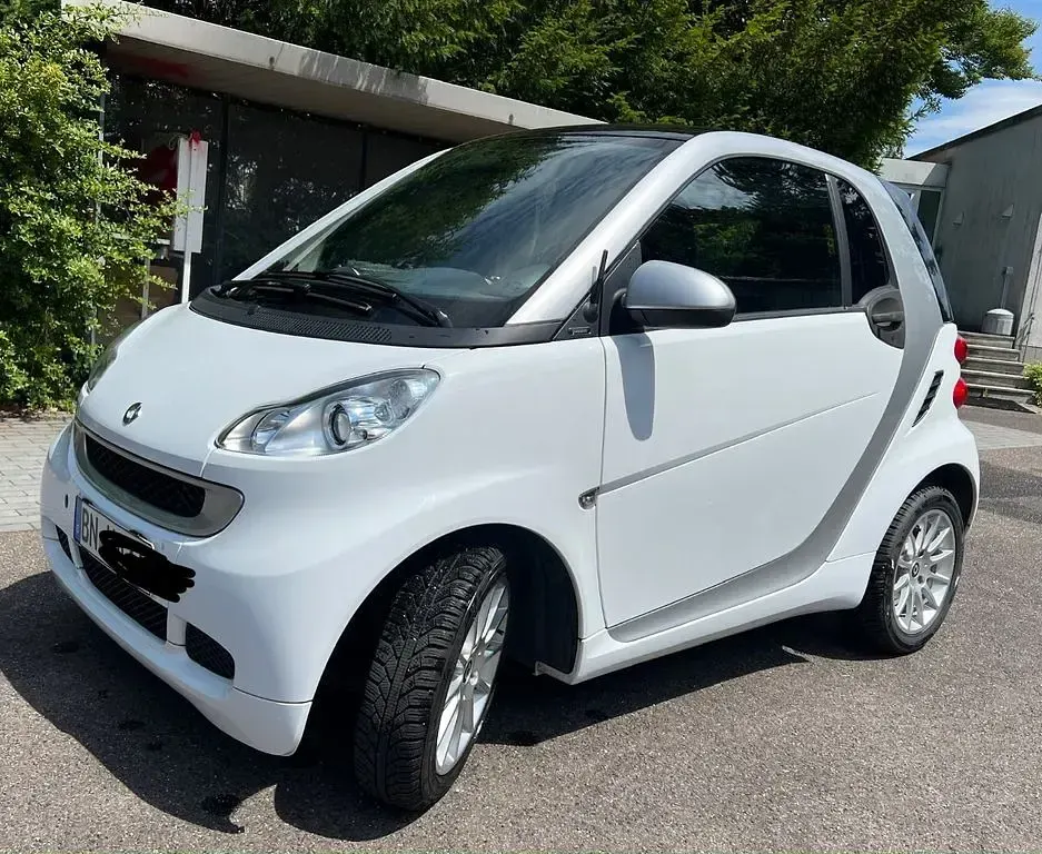 Gebraucht Smart ForTwo Coupé Passion 71 PS (52 kW) 2012 Weiß Coupé