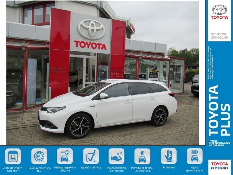 Schneeweiß Gebraucht 2018 Toyota Auris Hybrid Team Kombi | 15.790 € (Fairer Preis) - Bild 1/4