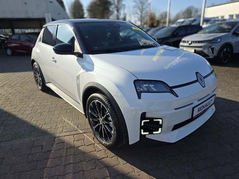 Neu Renault 5 E-Tech Komfort 110 kW (150 PS) 2026 Weiß Limousine