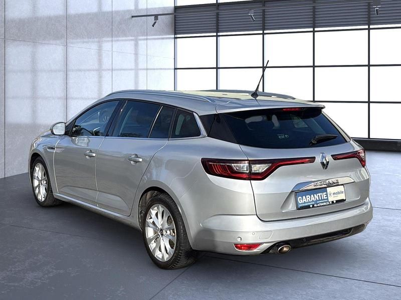 Gebraucht Renault Mégane GrandTour 140 PS (102 kW) 2019 Grau Kombi