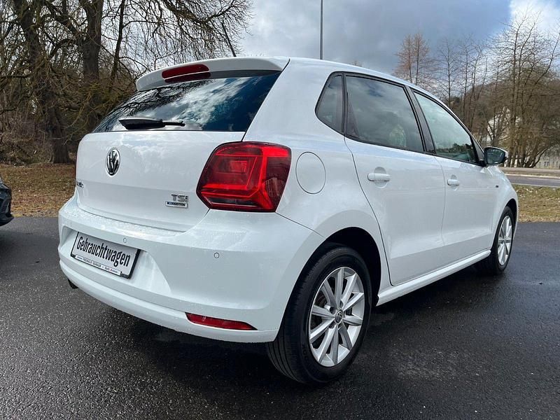 Gebraucht VW Polo LOUNGE 110 PS (80 kW) 2015 Weiß Kleinwagen