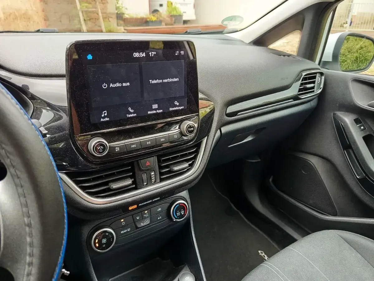 Gebraucht Ford Fiesta Trend 86 PS (63 kW) 2020 Weiß Kleinwagen
