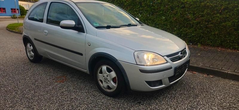 Silber Gebraucht 2004 Opel Corsa Kleinwagen | 399 € (Superpreis) - Bild 1/4