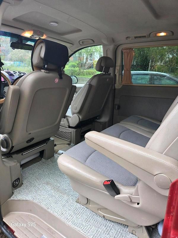 Gebraucht Mercedes Viano 150 PS (110 kW) 2007 Rot Van / Kleinbus