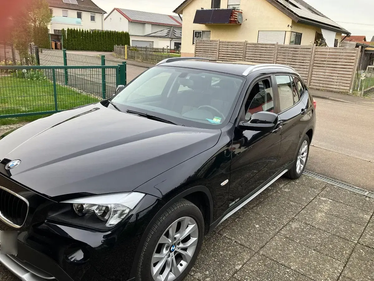 Second-hand BMW X1 143 CP (105 kW) 2010 Negru SUV