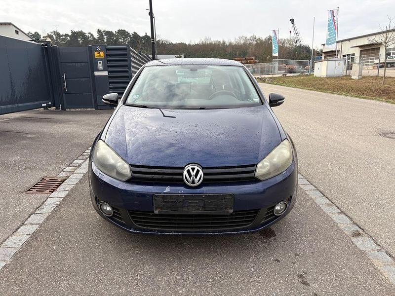 Gebraucht VW Golf VI Match 86 PS (63 kW) 2012 Blau Kleinwagen