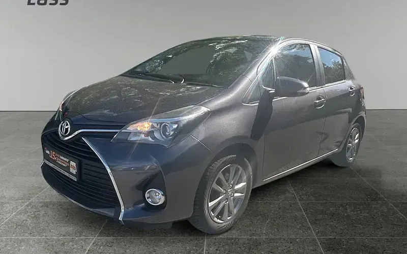 Gebraucht Toyota Yaris Comfort 99 PS (72 kW) 2015 Kleinwagen