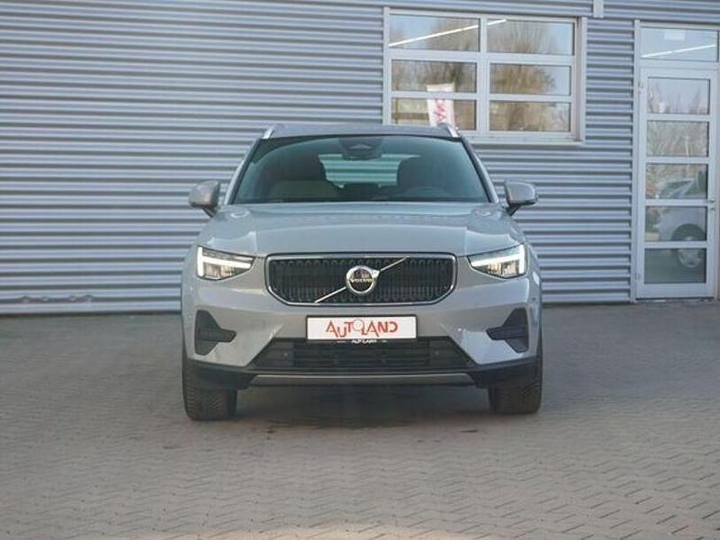 Gebraucht Volvo XC40 163 PS (119 kW) 2025 Vapourgraumet. SUV