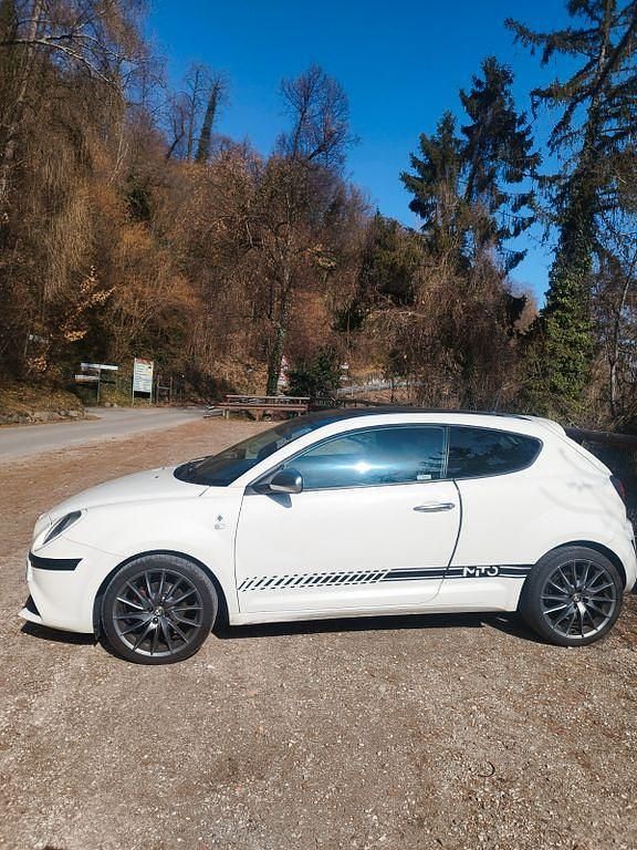 Gebraucht Alfa Romeo MiTo 95 PS (69 kW) 2017 Weiß Kleinwagen