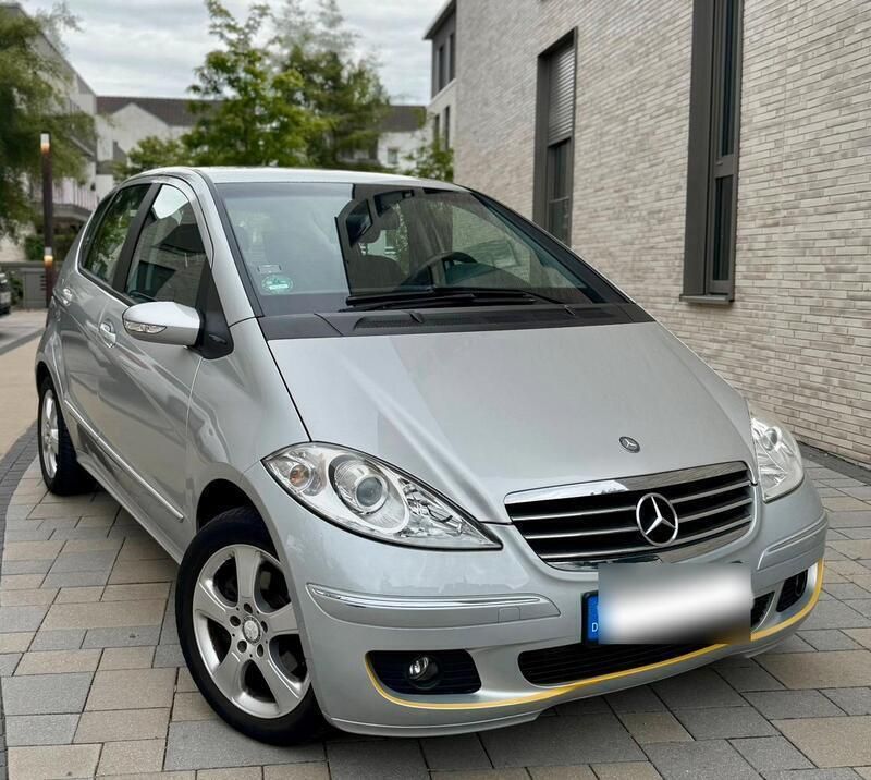 Grau Gebraucht 2009 Mercedes A170 Avantgarde Kleinwagen | 5.500 € (Fairer Preis) - Bild 1/4