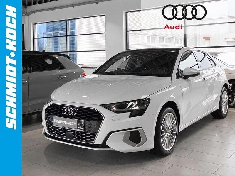 Weiß Gebraucht 2023 Audi A3 Advanced Limousine | 26.990 € (Etwas zu teuer) - Bild 1/4