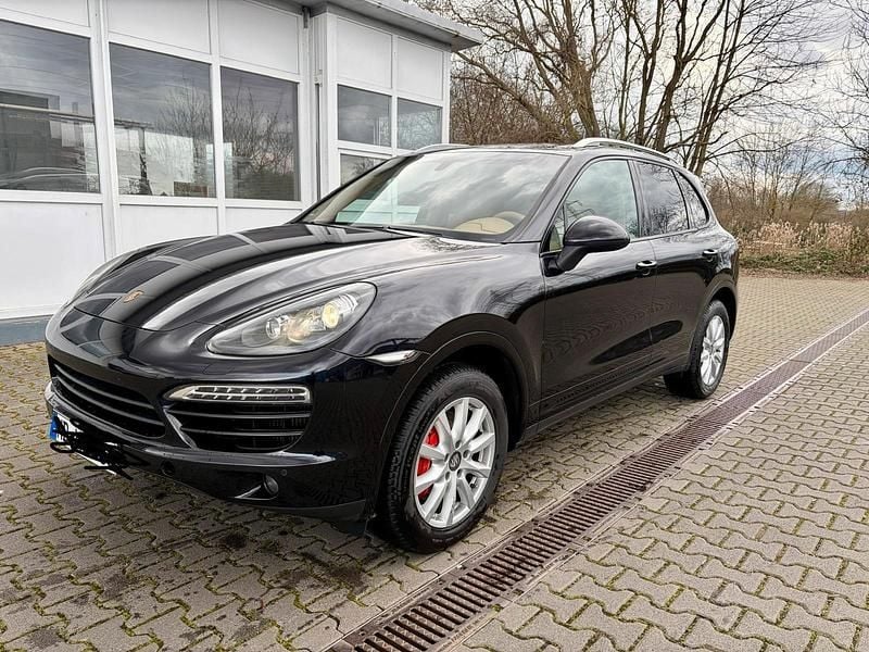 Gebraucht Porsche Cayenne 245 PS (180 kW) 2012 Schwarz SUV