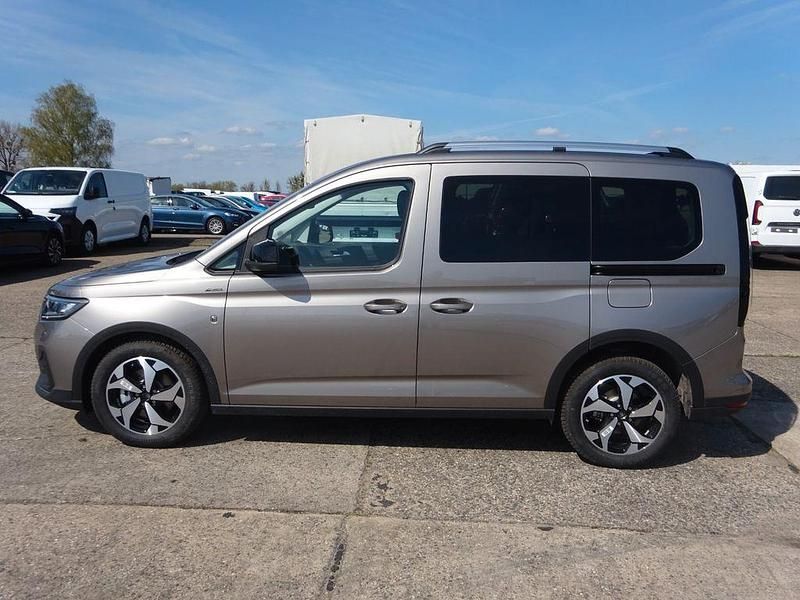 Neu Ford Tourneo Connect Active 122 PS (89 kW) 2026 Silber Van / Kleinbus